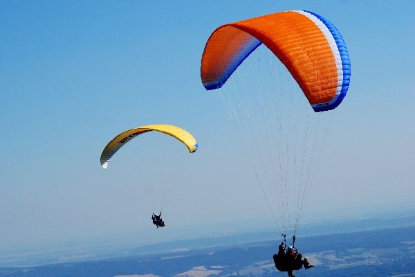 Paragliding